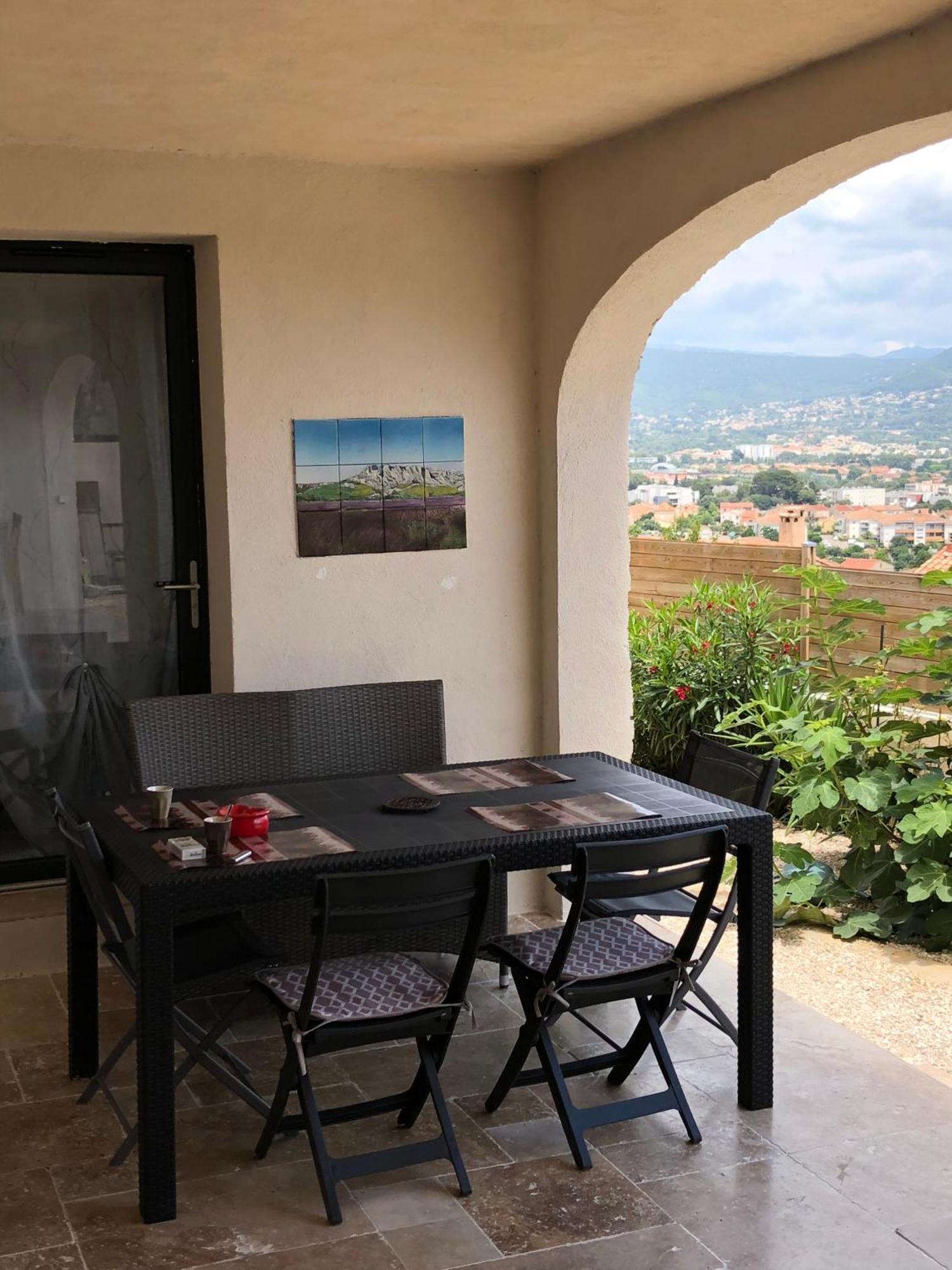 Rez-de-villa Soleil Levant La Ciotat Eksteriør billede